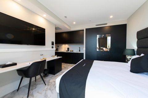 Holiday Inn Stes Parramatta Mar - Accommodation Directory 10