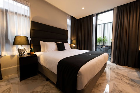 Holiday Inn Stes Parramatta Mar - Accommodation Directory 12