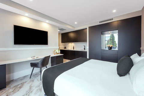 Holiday Inn Stes Parramatta Mar - Accommodation Directory 13