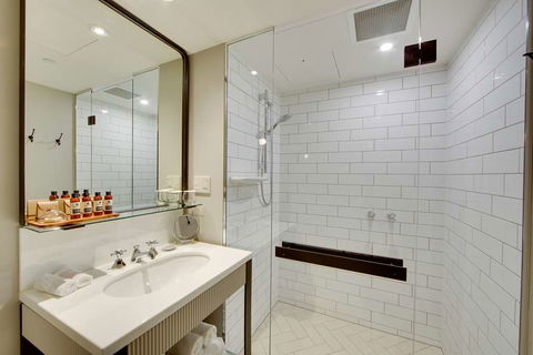 Mayfair Hotel - Accommodation Directory 6