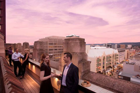 Mayfair Hotel - Accommodation Directory 14