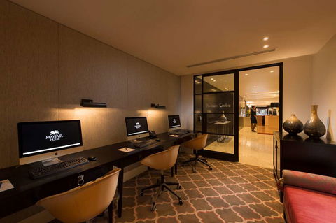 Mayfair Hotel - Accommodation Directory 17