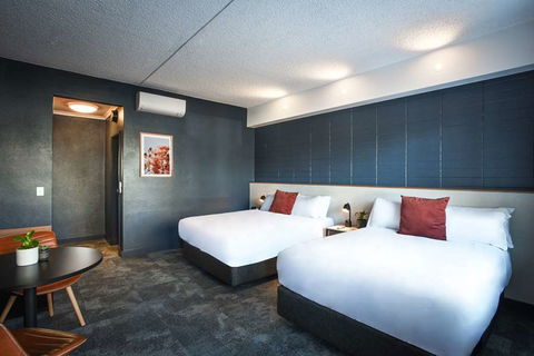 HotelMOTEL - Accommodation Directory 2
