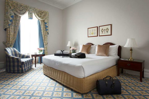 The Hotel Windsor - Accommodation Directory 4