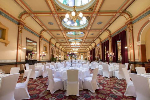 The Hotel Windsor - Accommodation Directory 16