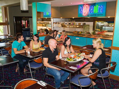 Islander Resort Hotel - Accommodation Directory 5
