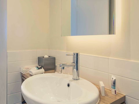 Mercure Melbourne Therry St - Accommodation Directory 6