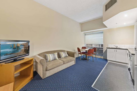 YEHS Hotel Melbourne CBD - Accommodation Directory 12