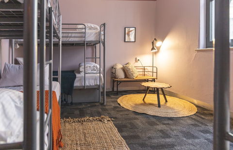 United Backpackers - Accommodation Directory 7