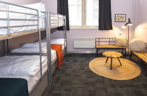 United Backpackers - Accommodation Directory 12