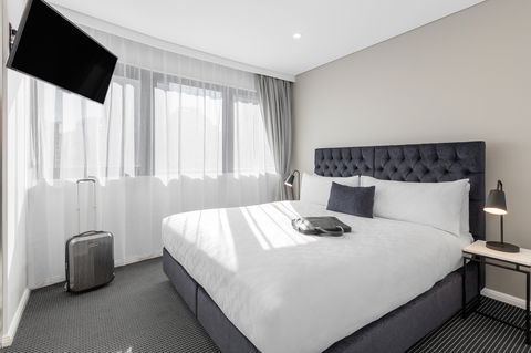 Meriton Suites Kent Street - Accommodation Directory 0