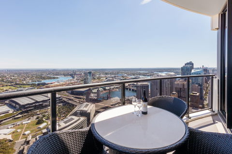 Meriton Suites Kent Street - Accommodation Directory 2