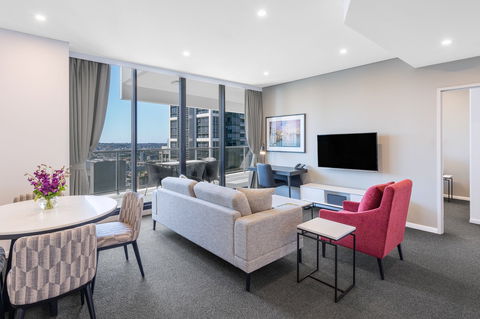 Meriton Suites Kent Street - Accommodation Directory 4