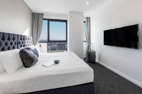 Meriton Suites Kent Street - Accommodation Directory 13