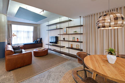 Zara Tower Serviced Apartments - Accommodation Directory 7