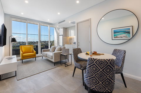 Meriton Suites Bondi Junction - Accommodation Directory 0