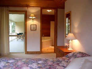 Kemeys Mountain Hideaway - Accommodation Directory 1