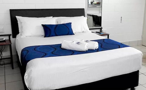 Barrier Reef Motel - Accommodation Directory 1