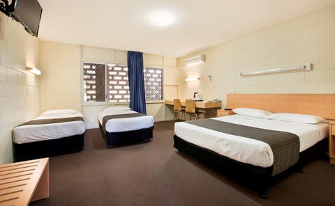 Dalrymple Motel - Accommodation Directory 5
