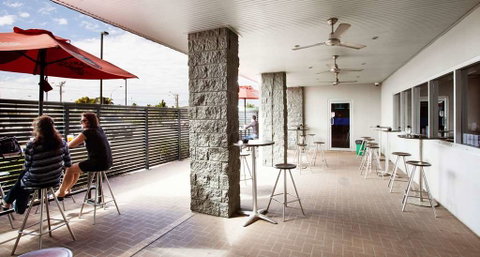Dalrymple Motel - Accommodation Directory 11