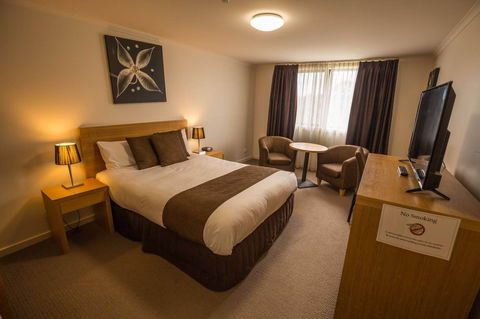 Bairnsdale International - Accommodation Directory 5
