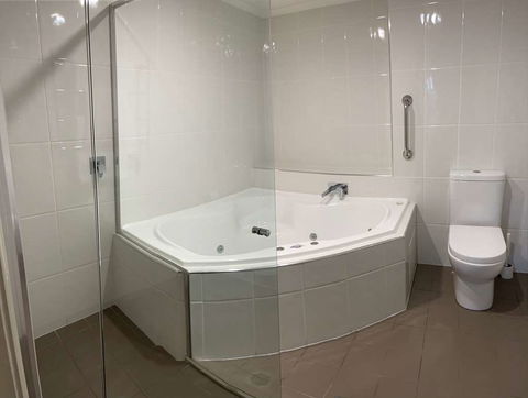 Bathurst Heritage Motor Inn - Accommodation Directory 3