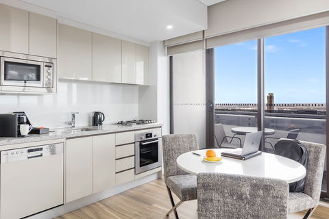Meriton Suites Church Street, Parramatta - Accommodation Directory 10