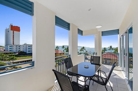 Madison Ocean Breeze - Accommodation Directory 2
