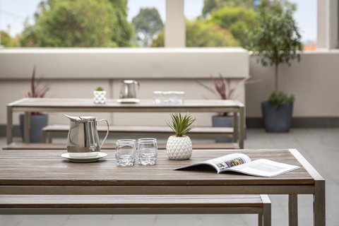 Quest Ivanhoe - Accommodation Directory 2