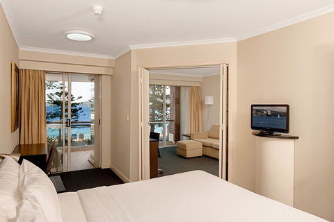 Quest Manly - Accommodation Directory 2