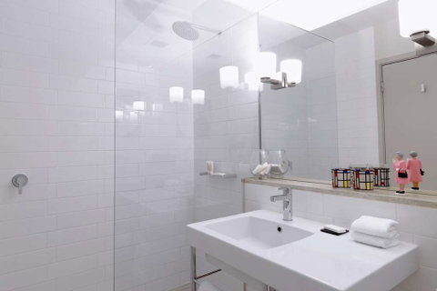 QT Canberra - Accommodation Directory 5