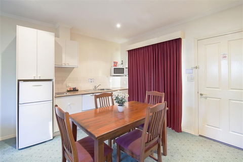 Best Western Crystal Inn - Accommodation Directory 8