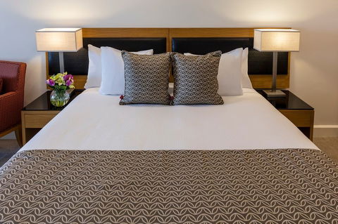 Oaks Elan Darwin - Accommodation Directory 2