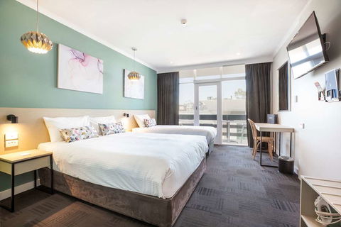 Watermark Glenelg - Accommodation Directory 2