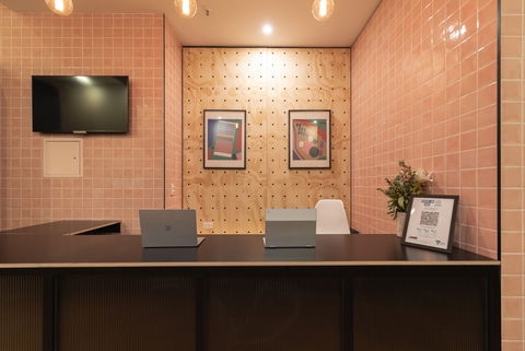 United Backpackers - Accommodation Directory 2