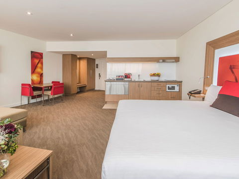 Novotel Sydney Rooty Hill - Accommodation Directory 10