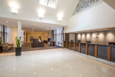 Holiday Inn Potts Point - Accommodation Directory 3