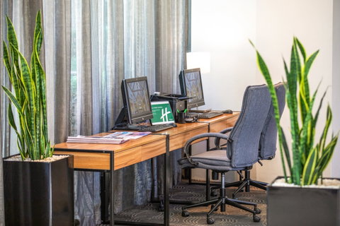 Holiday Inn Potts Point - Accommodation Directory 14