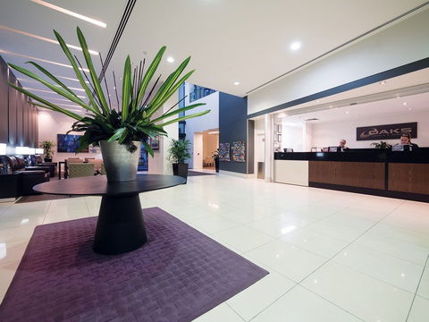 Oaks Charlotte Towers - Accommodation Directory 4