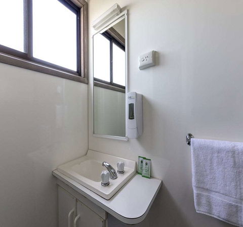 BIG4 Albury Tourist Park - Accommodation Directory 0