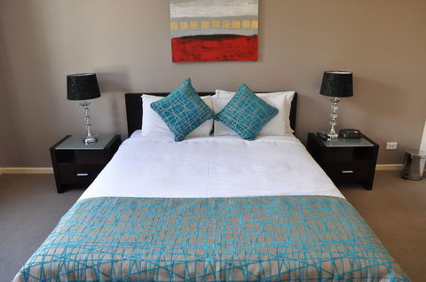 RNR Apartments, Adelaide - Accommodation Directory 1