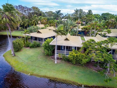 Sanctuary Lakes Fauna Retreat - Accommodation Directory 1