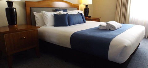 Warrnambool Central Court - Accommodation Directory 1