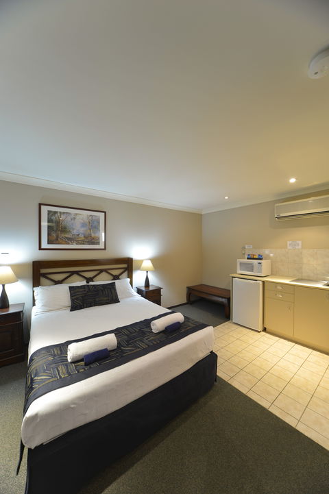 Wattle Grove Motel - Accommodation Directory 2