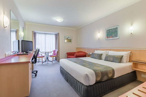 Waverley International Hotel - Accommodation Directory 0