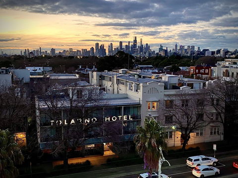 Tolarno Hotel - Accommodation Directory 2