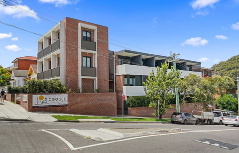 Coogee Studio Apartments - Accommodation Directory 0