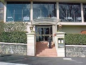 Commodore Regent Motor Inn - Accommodation Directory 0