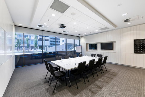Abode Woden - Accommodation Directory 11