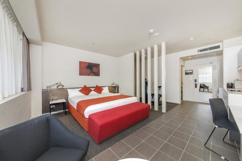 Abode Woden - Accommodation Directory 17